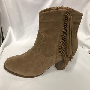 New taupe boot with fringes faux leather low heel